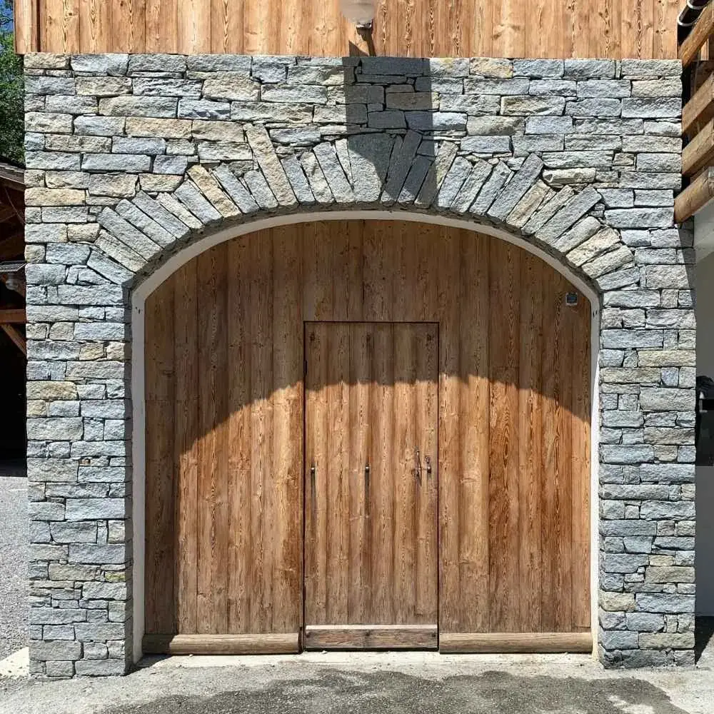 YC_facade_en_pierre